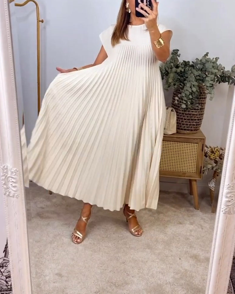 Robe élégante plissée unie sans manches