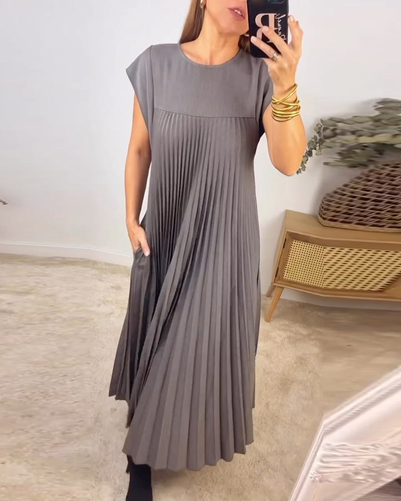 Robe élégante plissée unie sans manches
