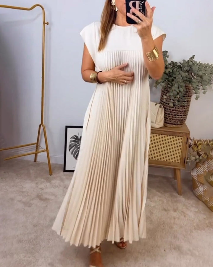 Robe élégante plissée unie sans manches