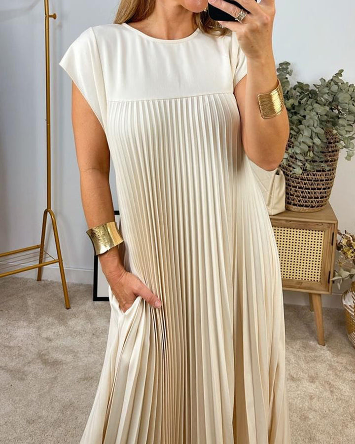 Robe élégante plissée unie sans manches
