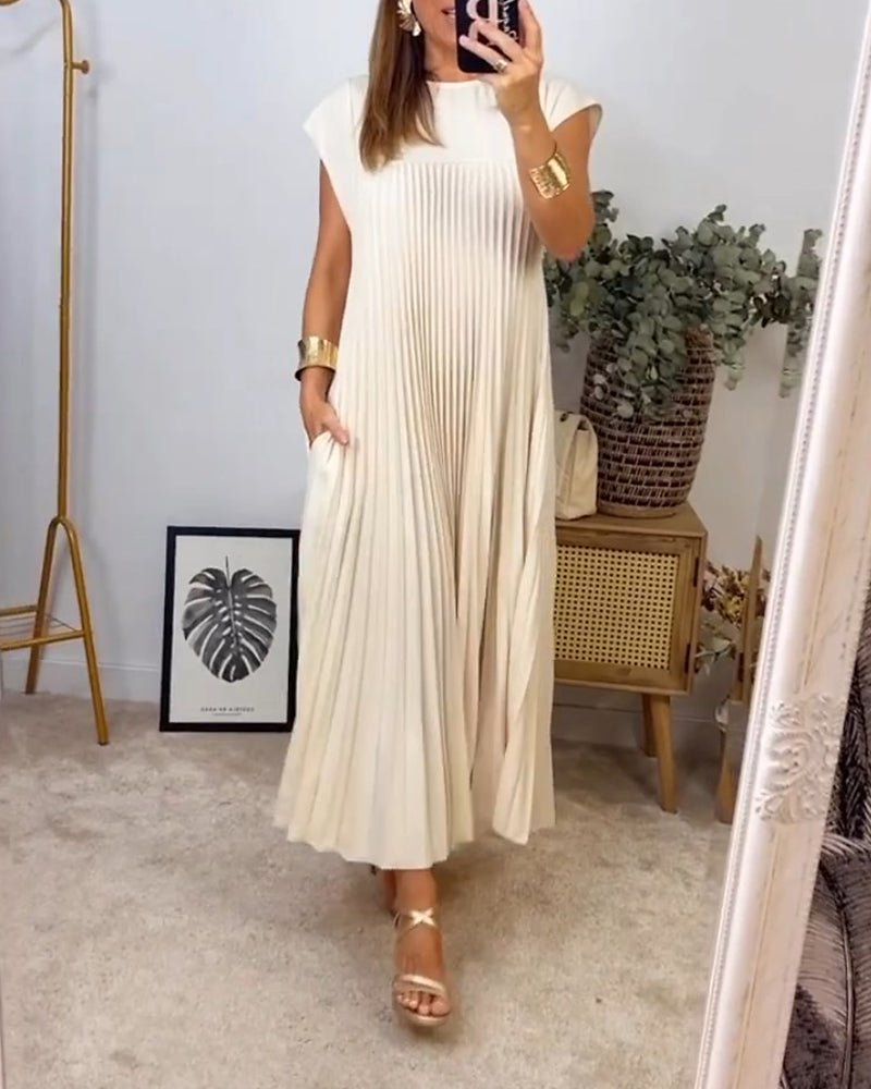 Robe élégante plissée unie sans manches