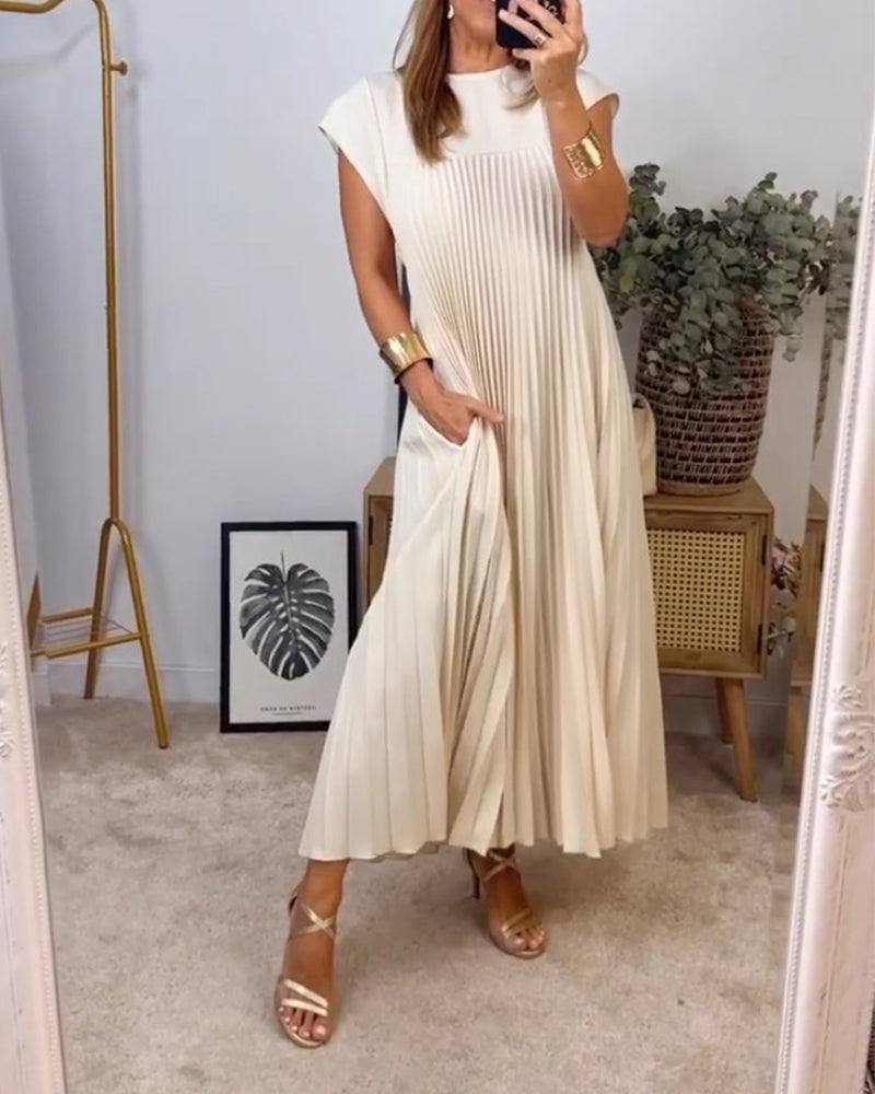 Robe élégante plissée unie sans manches