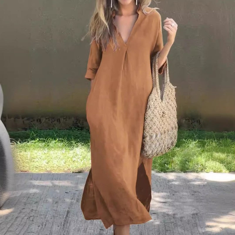 Robe fendue à la mode en coton et lin à col en V